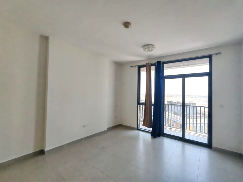 WhatsApp Image 2025-05-15 at 16.05.31