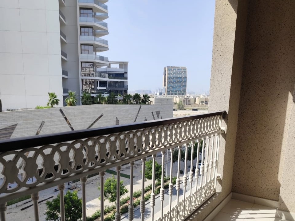 WhatsApp Image 2025-05-19 at 09.46.40